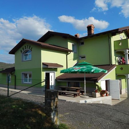 Hostel Ociski Raj Козина Экстерьер фото