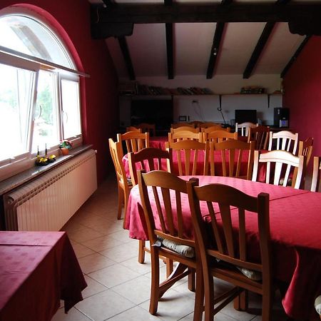 Hostel Ociski Raj Козина Экстерьер фото
