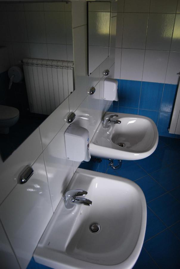 Hostel Ociski Raj Козина Номер фото